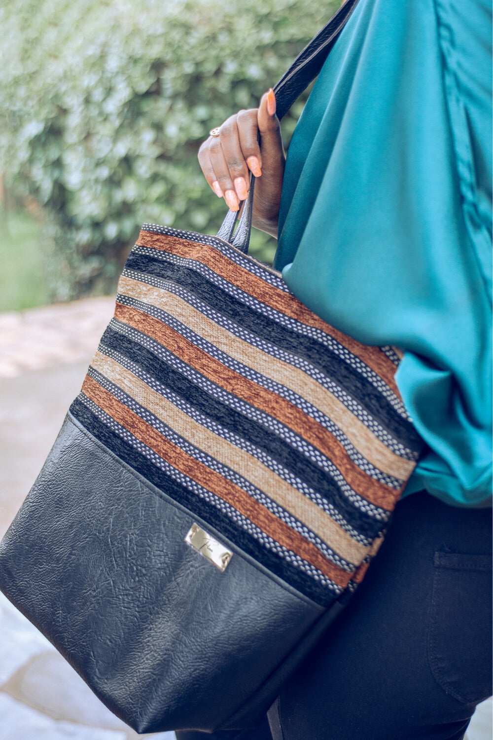Isimbi leather Tote Bag (Multi Layered Shades)